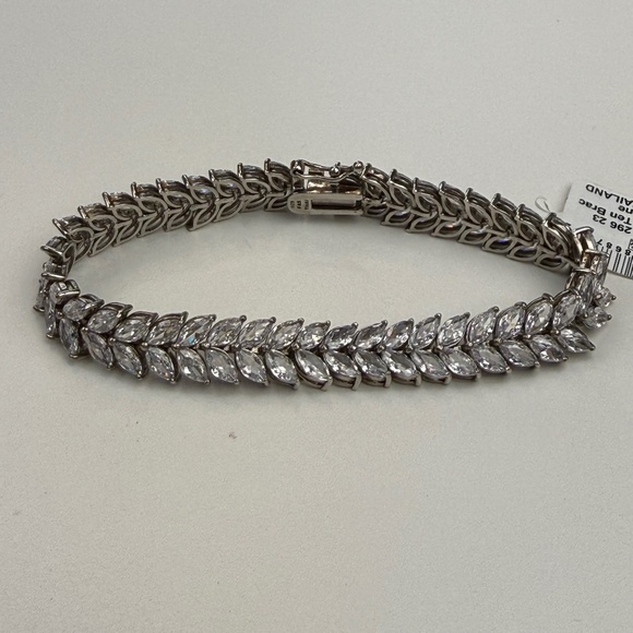 Macys Womens  Sterling Silver Cubic Zirconia Marquis Double Row Tennis Bracelet - Picture 3 of 6